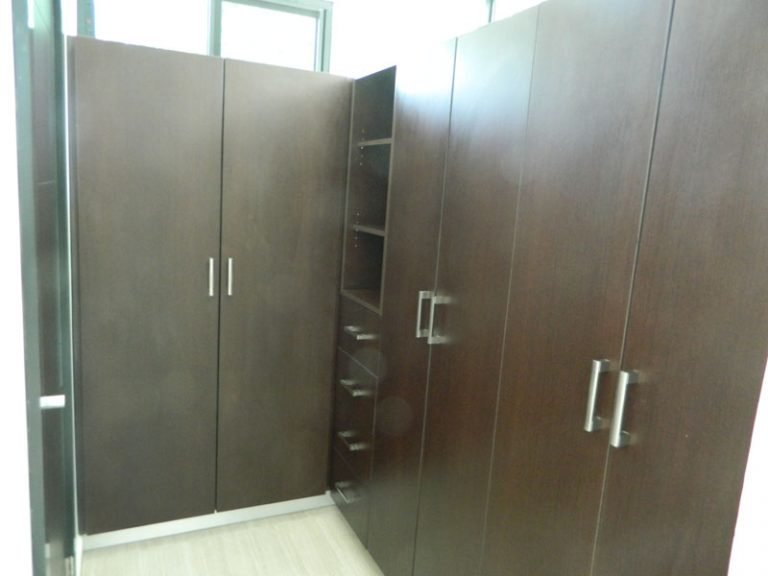 Pan Pacific Interiors Closets 023